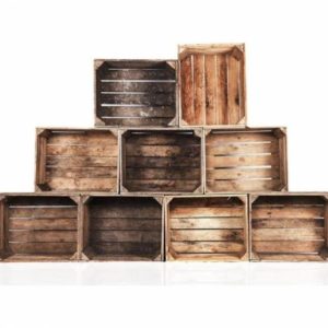Location de caisses en bois, ils peuvent être utilisées pour le rangement, la décoration ou l'affichage.